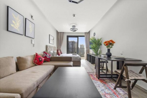 Spacious Studio In Prime Location